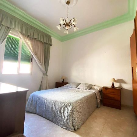 La Malvarrosa Beach Rooms In Shared Apartment Walencja Zewnętrze zdjęcie