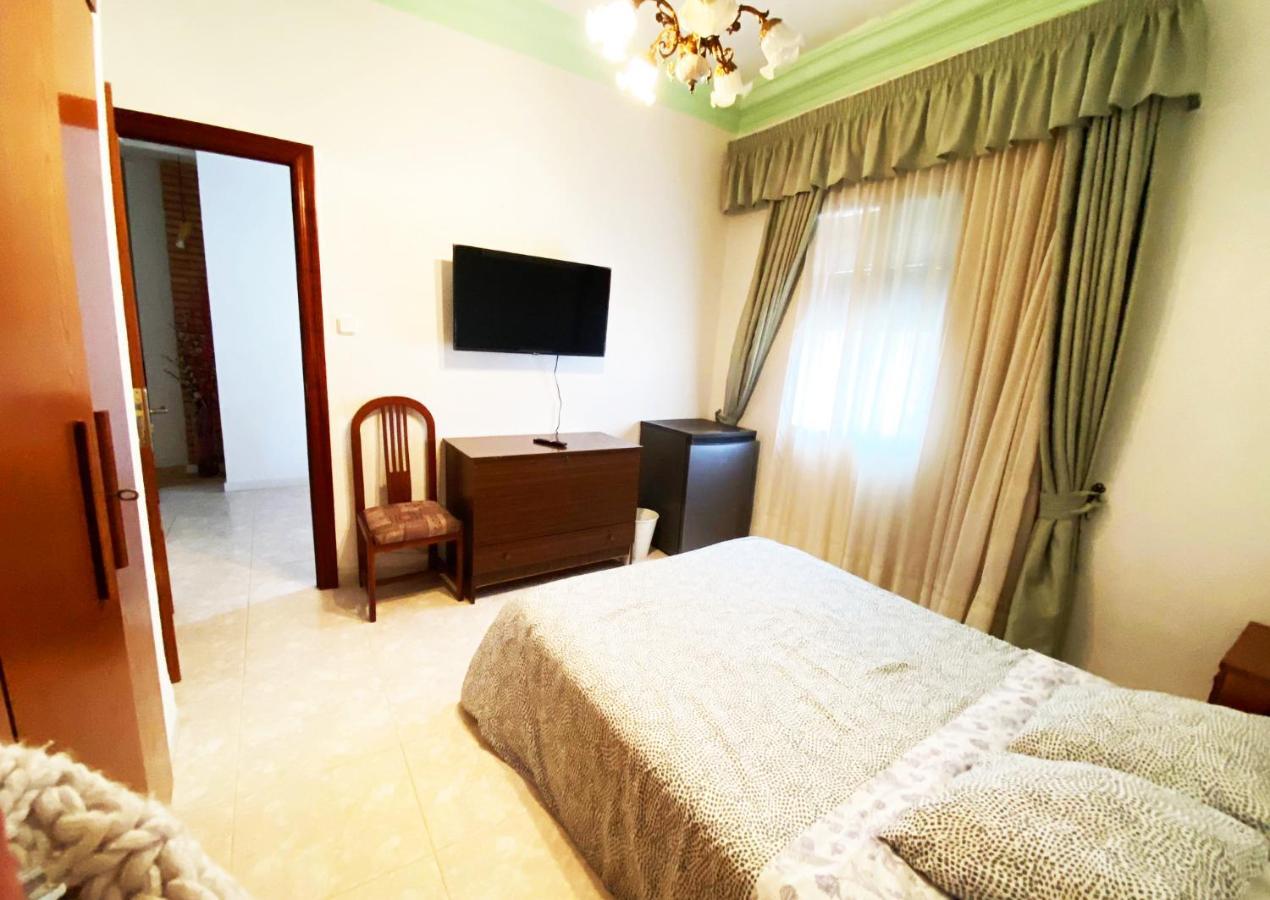 La Malvarrosa Beach Rooms In Shared Apartment Walencja Zewnętrze zdjęcie